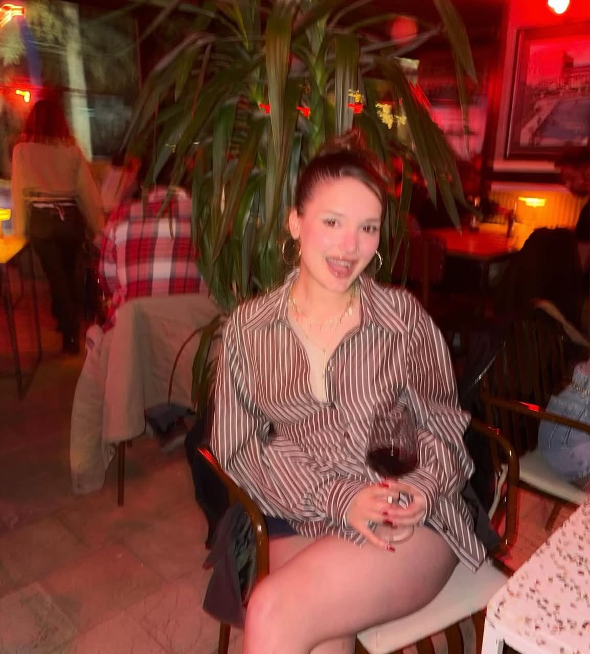 Menemen Sadık Bayan Bayan Escort Nisa